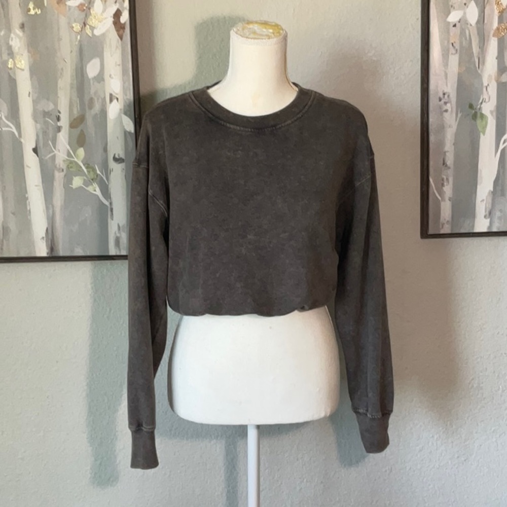 SO Black and White Boxy Crop Hoodie